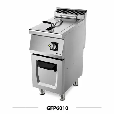 Gas Fryer with Base Cupboard — 600 Series